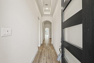 Building Photo - 18511 Wolf Mountain Ln