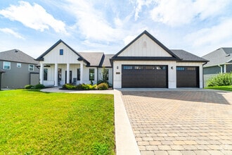 Building Photo - 5656 Ralph Dobbs Way