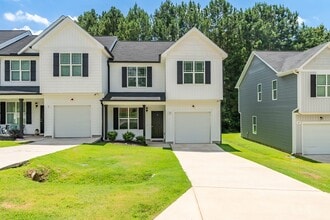 Building Photo - 37 Stewarts Knob Dr