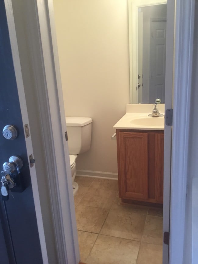 Foto del edificio - 8217 Martello Ln