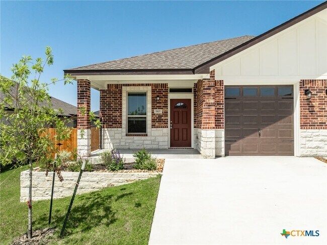 Building Photo - 5107 Rose Petal Ct