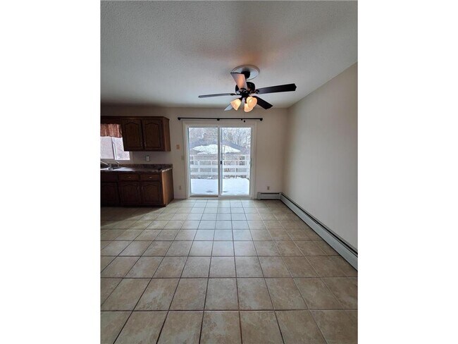 Foto del edificio - 4474 Denbigh Rd