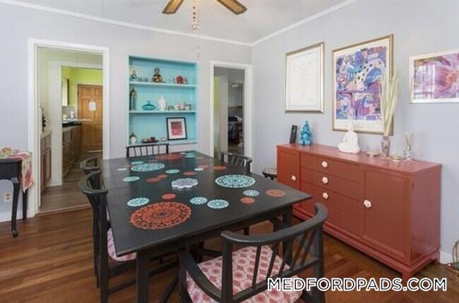 Foto del edificio - 58 Buzzell Ln