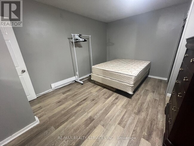 Photo du bâtiment - 634041 Hurontario St