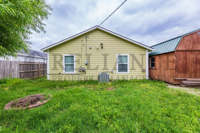 Foto del edificio - 3390 N Jackson Ct