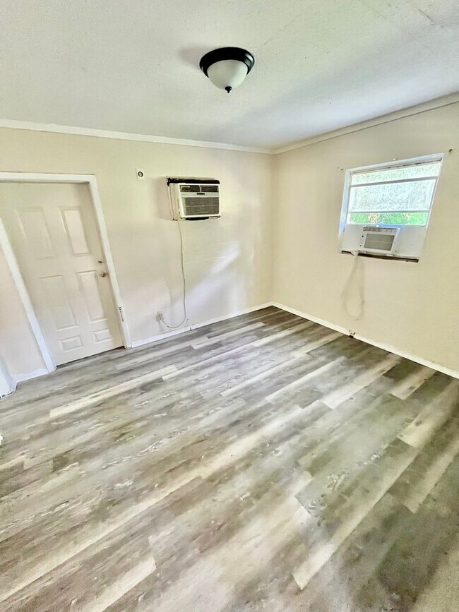 Foto del edificio - Winter Haven 1BR/1BA Duplex; NO APPLICATIO...