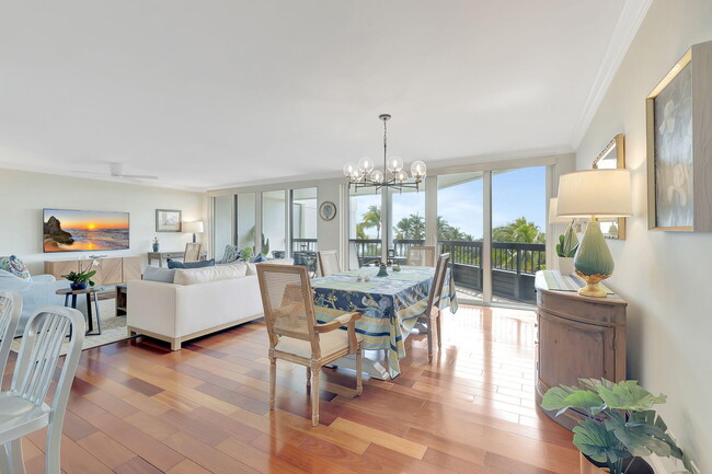 Building Photo - 120 S Ocean Blvd
