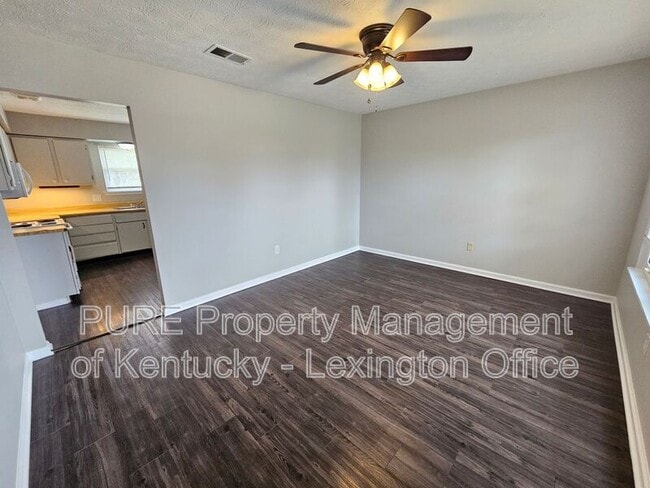 Building Photo - 114 Birch Dr