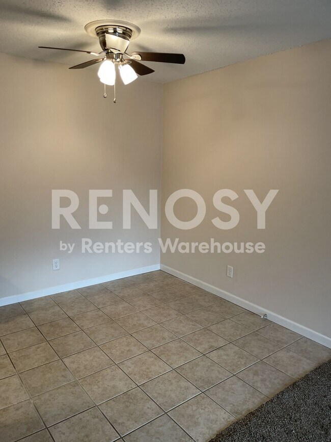 Foto del edificio - Two bed two bath condo unit in the heart of Saint Charles