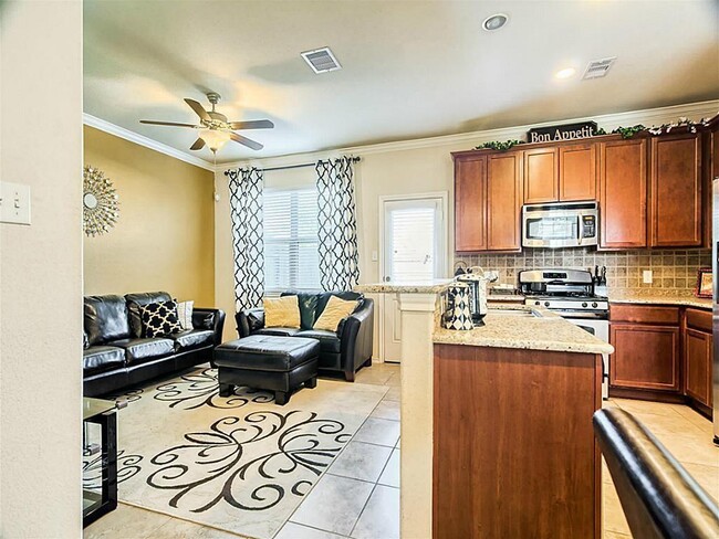 Foto del edificio - 6415 Calgary Woods Ln