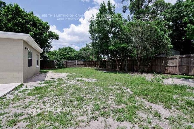 Building Photo - 5919 Tavendale Dr
