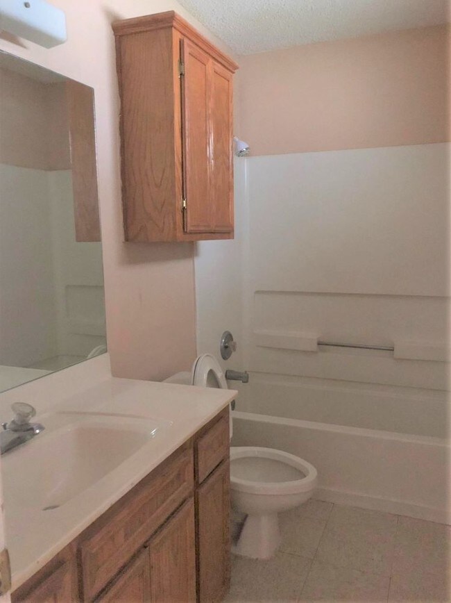 2B/2B APT FOR RENT NEAR UTRGV Apartment for Rent in Edinburg, TX