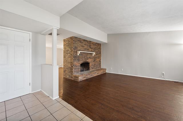 Building Photo - 6606 Greenfield Dr