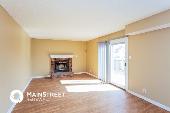 Foto del edificio - 3735 Crickwood Dr