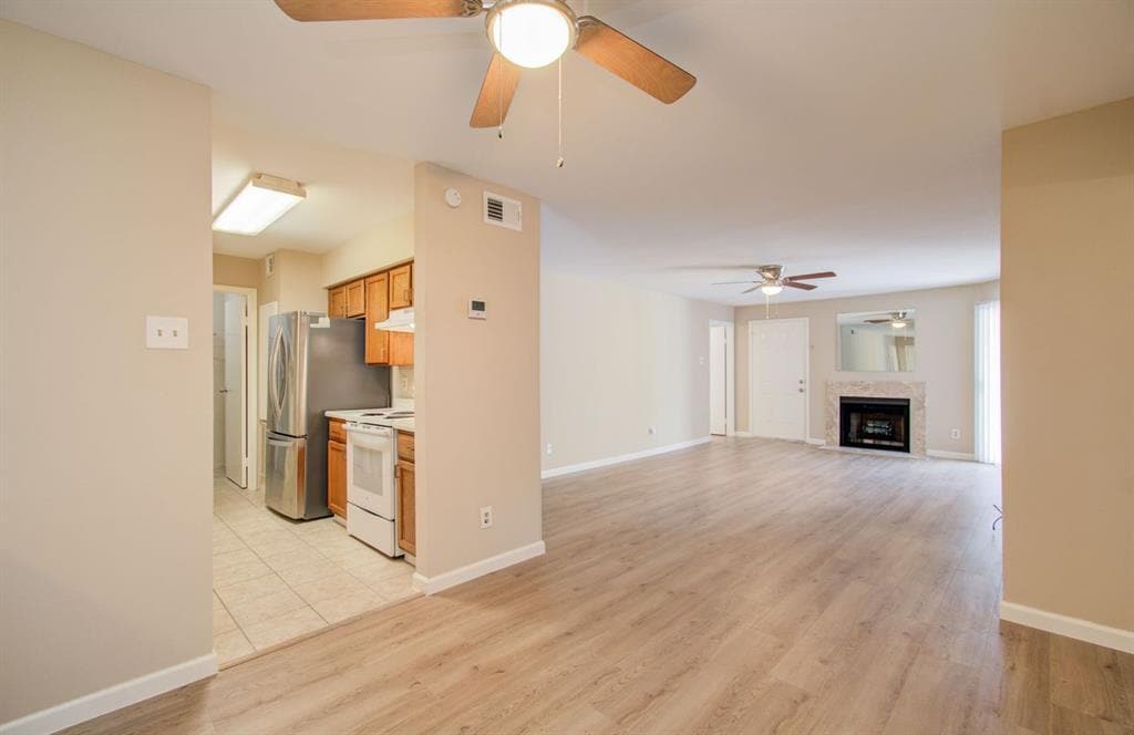 8787 Brae Acres Rd Unit 1104, Houston, TX 77074 - Condo for Rent in ...