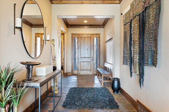 Building Photo - 4378 Sunrise Dr