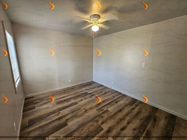 Building Photo - Move-In Ready! Renovated Efficiencies & 1-...