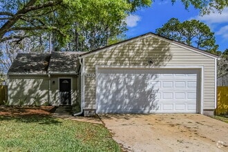 Building Photo - 3813 Tree Lake Dr