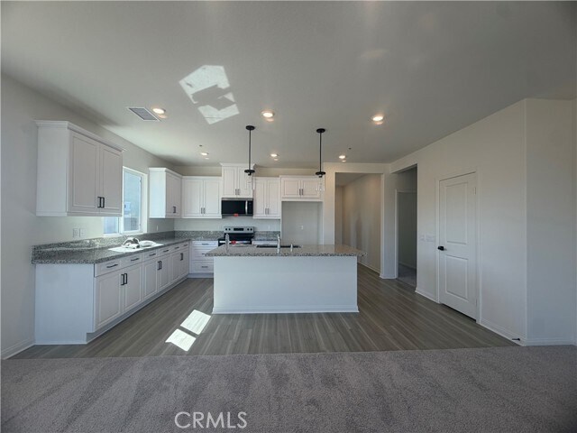 Foto del edificio - 29522 Blue Lk Ln