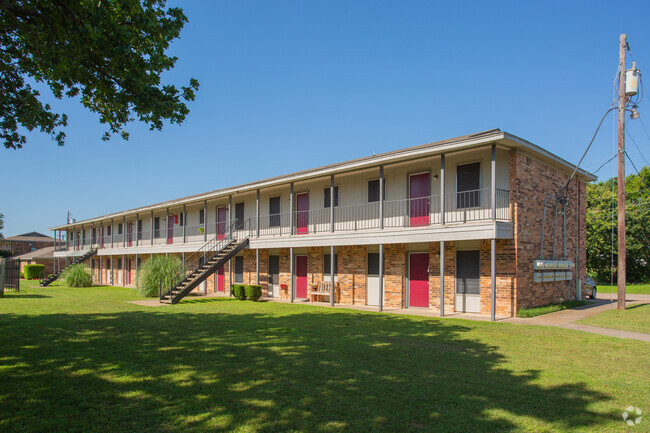 Building Photo - The Meadows Apartments