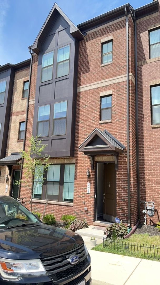 Foto del edificio - 7224 Mountaineer Dr