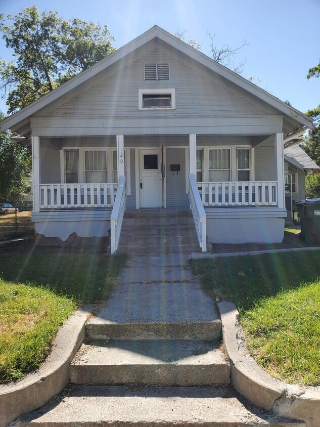 Building Photo - 129 N Johnson Ave