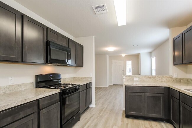 Building Photo - 1130 Marquis Dr