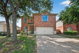 Building Photo - 2111 Castle Gardens Ln