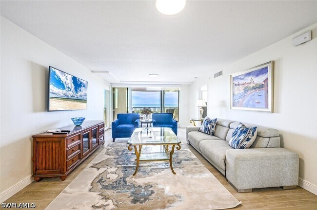 Foto del edificio - 6849 Grenadier Blvd
