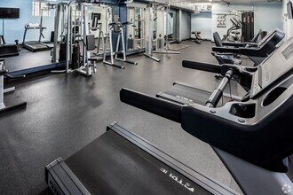Interior Photo - 6500 Yucca Street