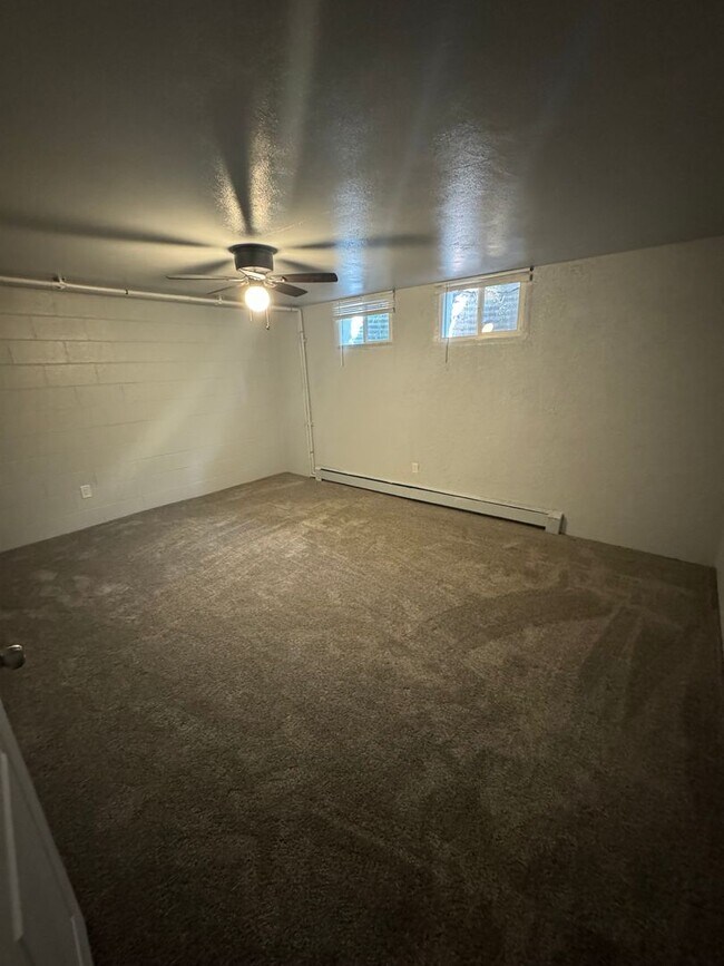 Foto del edificio - Updated 2 Bedroom 2 Bathroom with Bonus room!