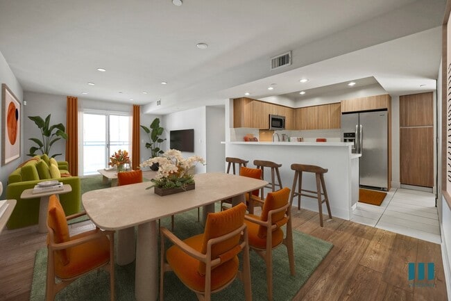 Interior Photo - Kings Court by Wiseman