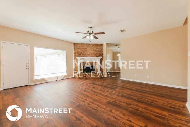Foto del edificio - 9306 Chimneywood Dr