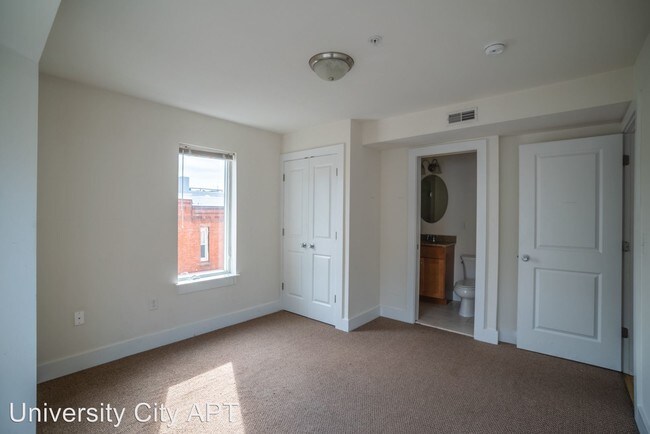 Building Photo - 3 br, 3 bath Apartment - 441 N 32nd St