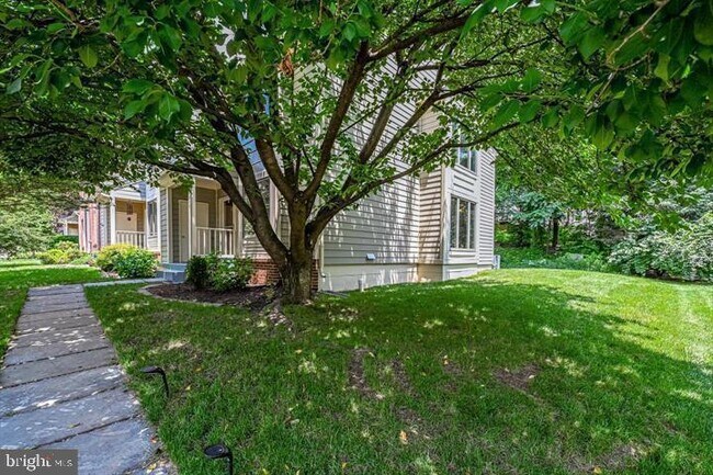 Building Photo - 4015 Lake Glen Rd