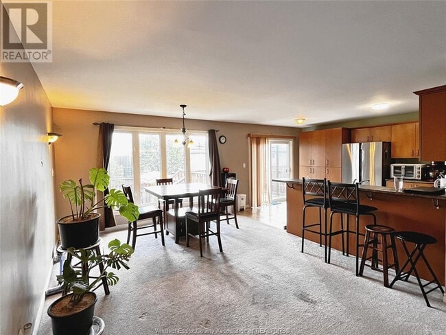 Building Photo - 4570 Unicorn Ave