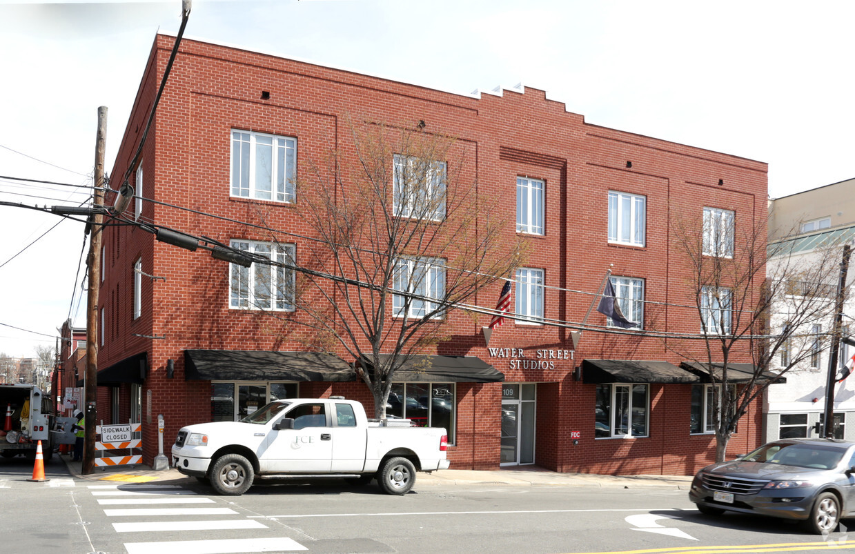 Primary Photo - Water Street Apartments