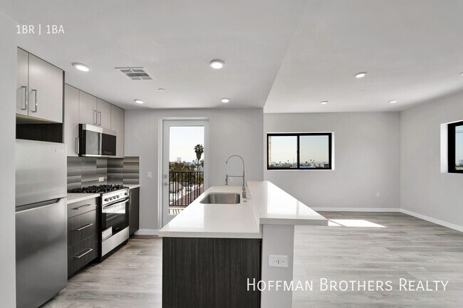 Foto del edificio - 5608 La Mirada Ave