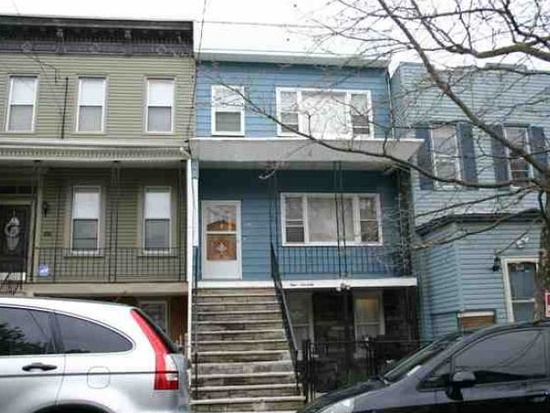 Primary Photo - 170 Claremont Ave