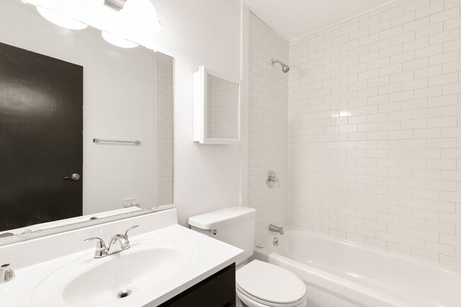 Interior Photo - The Irish Apartments