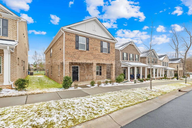 Photo - 1225 Colgher St House