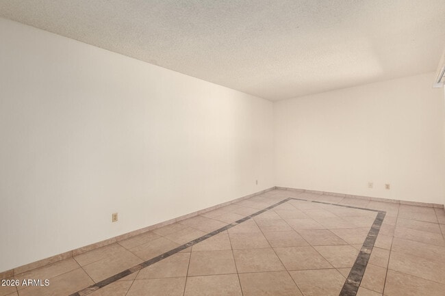 Foto del edificio - 4013 S Hazelton Ln