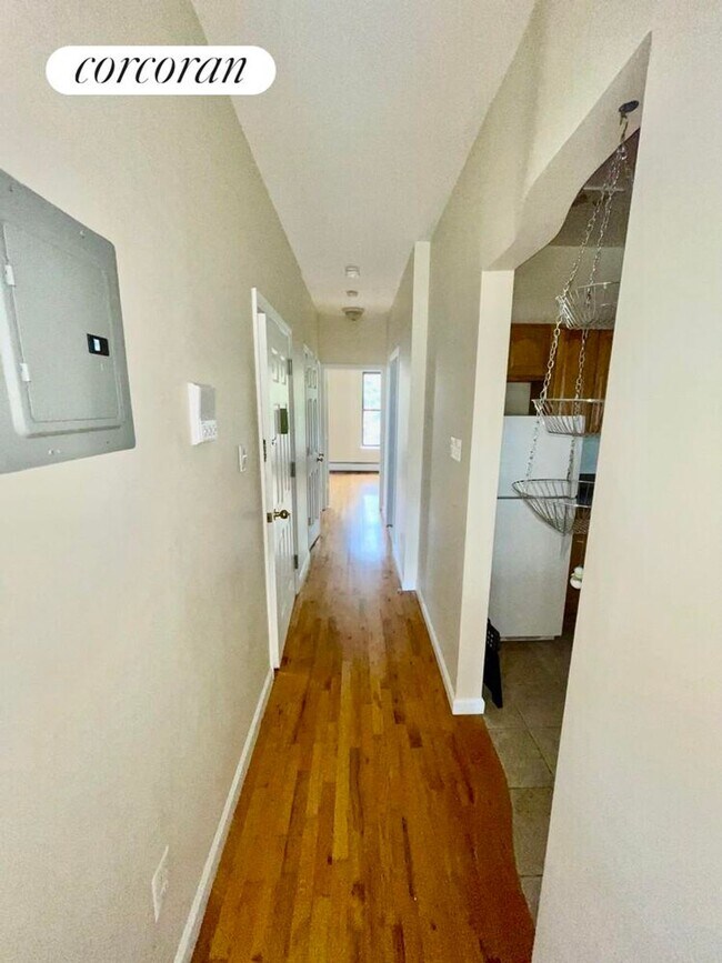 Foto del edificio - 25 E 126th St