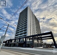 Building Photo - 741 King St W