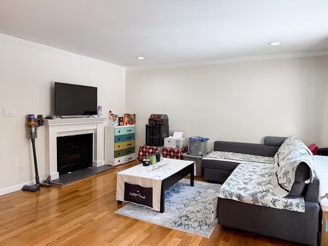 Foto del edificio - 53 Jericho Rd