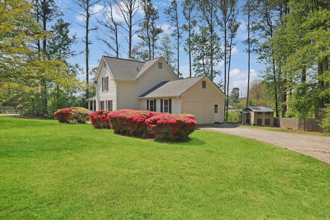 Building Photo - 490 Benson Hurst Dr SW