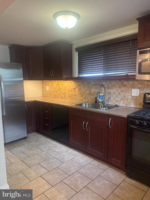 Building Photo - 2436 Stoneybrook Ln