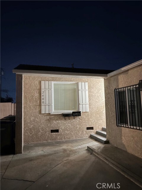 Foto del edificio - 2400 Marine Ave