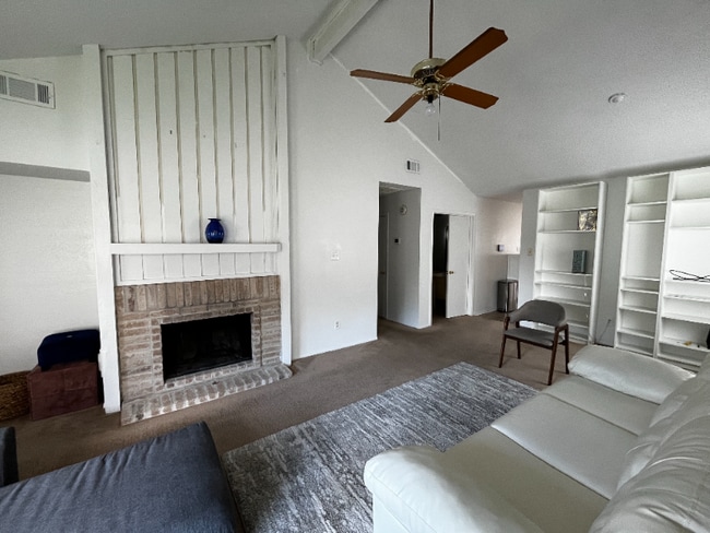 Building Photo - 13632 Garden Grove Ct