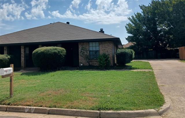 Building Photo - 2401 Monte Carlo Dr